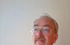 Оливер Јанковић (Београд, 1957) српски књижевник и песник