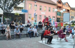 Održano književno veče “Pjesme i priče sjajne zavičajne”