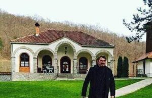 Ненад В. Андрић, протојереј-ставрофор