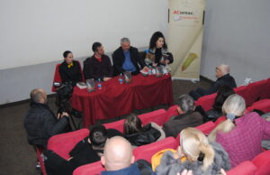 ПРЕДСТАВЉЕН РОМАН „У СЕБИ ЗАТОЧЕНИ“ АУТОРА МАРКА Д. МАРКОВИЋА