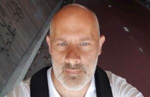 Душан Марковић