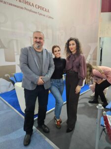 09b28a8a 6e41 4014 ad40 d5f8248afcce