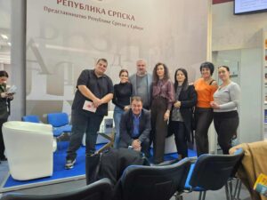 27b09dc1 f365 47d3 bcf3 412fcc2890da