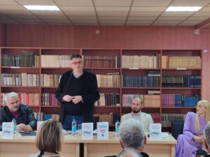 Промоција књига у братунцу