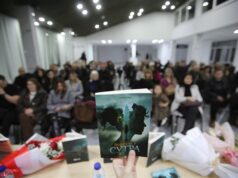 Зворник: Представљен роман „Верујем у сутра“ Publika