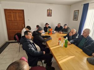 Иза грудобрана