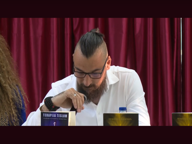 звер сам био Јагње ме дотакло