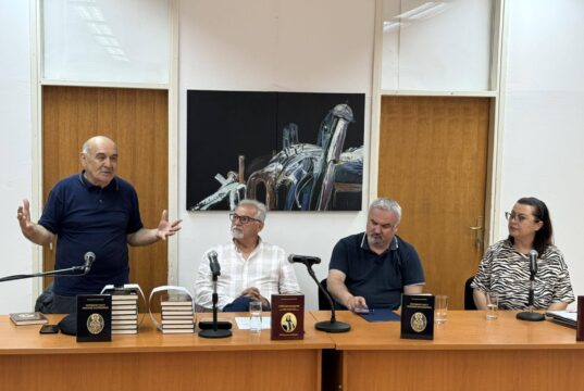 ПРЕДСТАВЉЕНЕ КЊИГЕ МИОМИРА ФИЛИПОВИЋА ФИЋЕ “СРПСКИ ВЛАДАРИ” И “46 СРПСКИХ ПАТРИЈАРАХА” Promocija knjiga u Ugljeviku